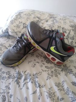 Nike Airmax Men Size 9