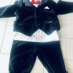 Baby 3 Piece Suit 3 Months New Years!