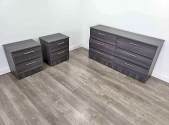 Dresser And 2 Nightstands - Cómoda Y 2 Mesitas de noche