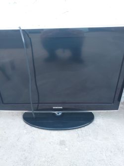 2 Samsung TV and one 135 tilting wall mount