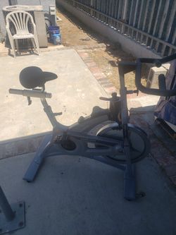 Schwinn Evolution (Delivery Available)