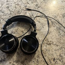Wired Headphones