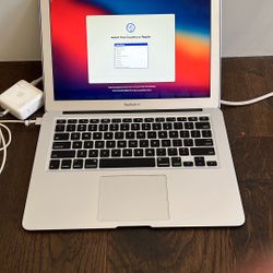 Apple MacBook Air 13” (2012) 
