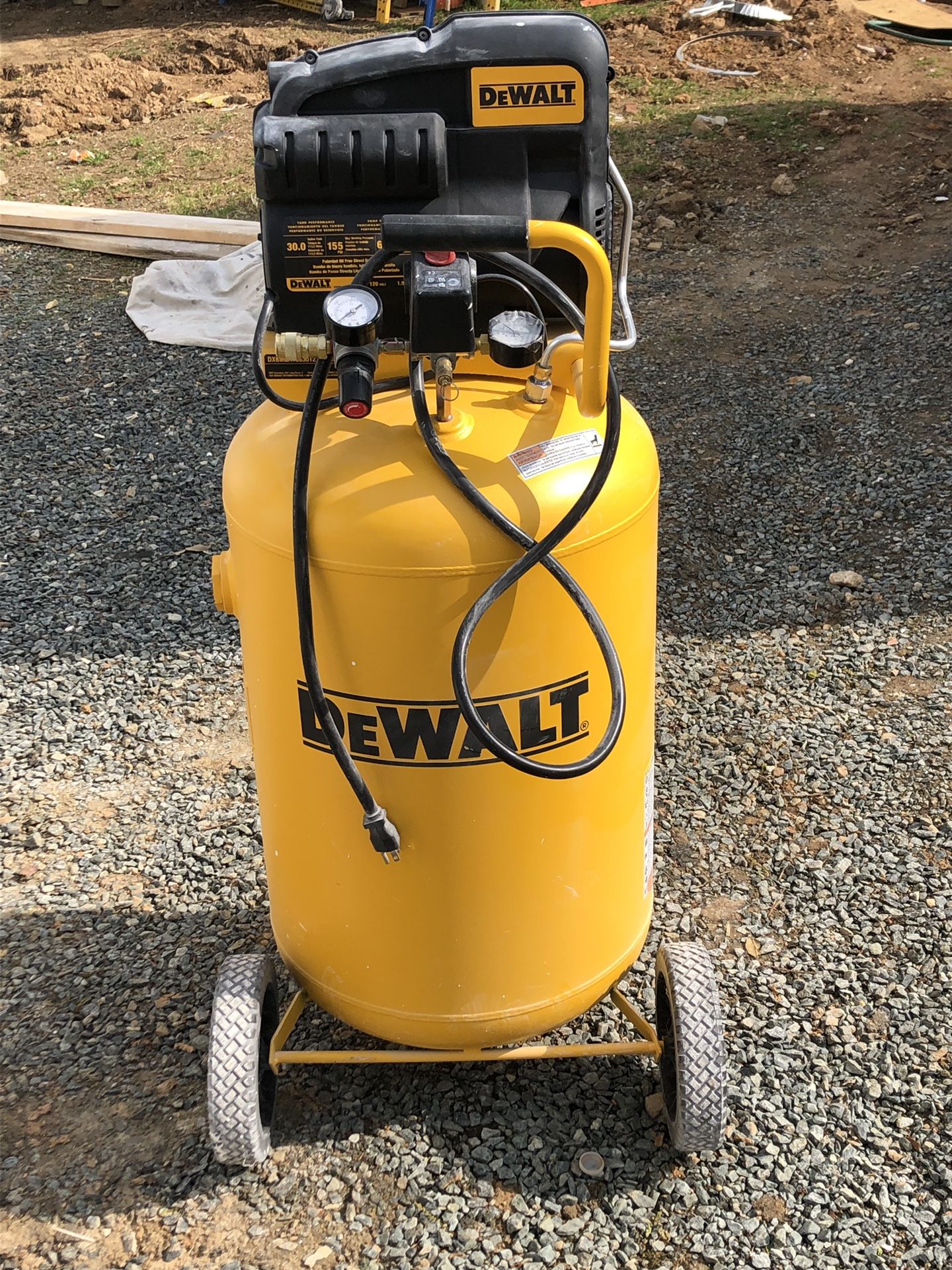 Compressor dewalt