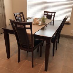 Dining Table With Four Leather Chairs