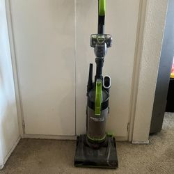 Bissel Power Force Compact Turbo. 