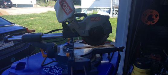 Ryobi Sliding Compound Miter Saw
