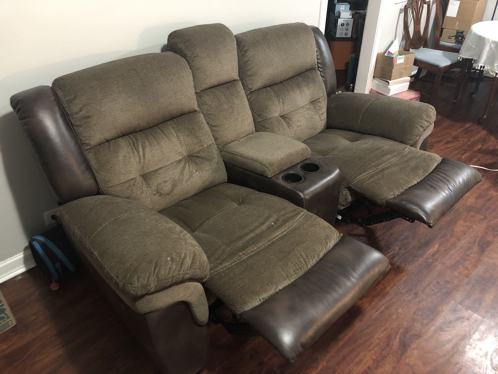 Brown Tacoma Manual Reclining Loveseat