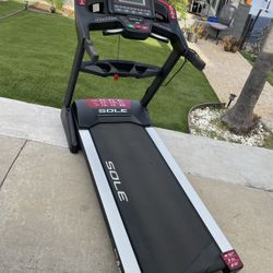 Treadmill 