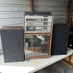 Sanyo Stereo System Perfect For Garage Or Shop