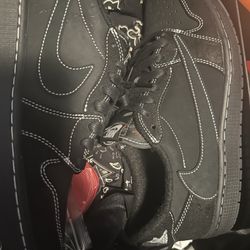 Jordan 1 Travis Scott Black Phantom 