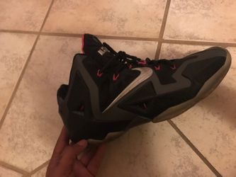 LeBron James size 10