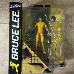 Diamond Select Deluxe 7” Bruce Lee Yellow Jumpsuit Figure