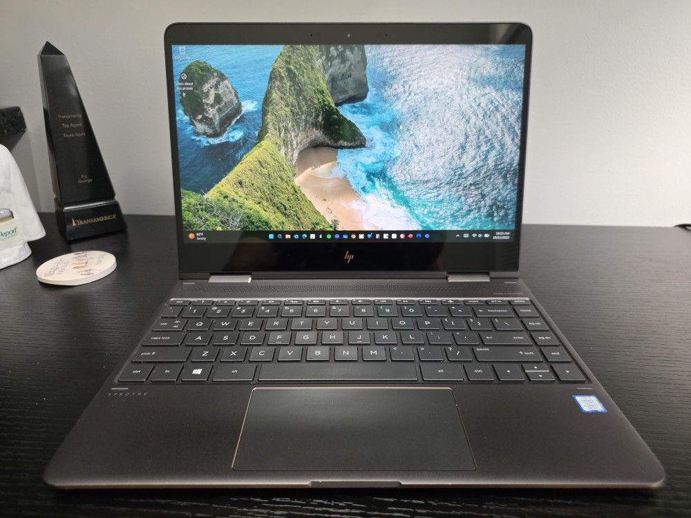 
HP Spectre 13-ac0XX, x360, Intel Core i7-7500U, 16GB Ram, Touchscreen Windows 11 pro
