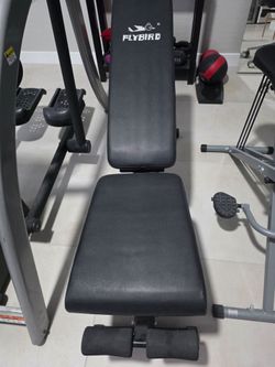 Flybird adjustable weight bench rated 800 pounds