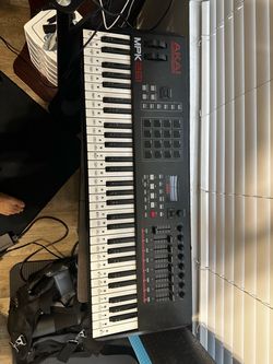 Akai MPK261