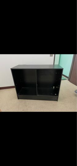 Store display counter