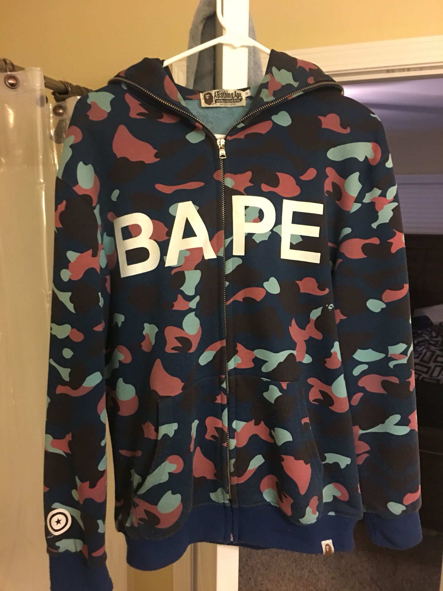 Bape Jacket Authentic [WILL TRADE FOR A IPHONE]