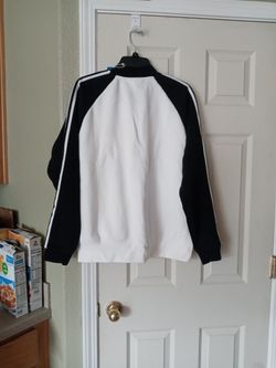 Men's Adidas Sweater Size Medium 