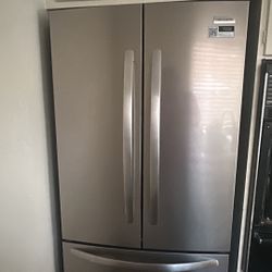 Fridge & Freezer 
