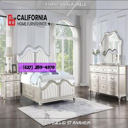 4-piece Queen Bedroom Set Silver Oak