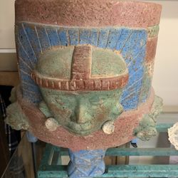 Large Mayan Indian Urn 