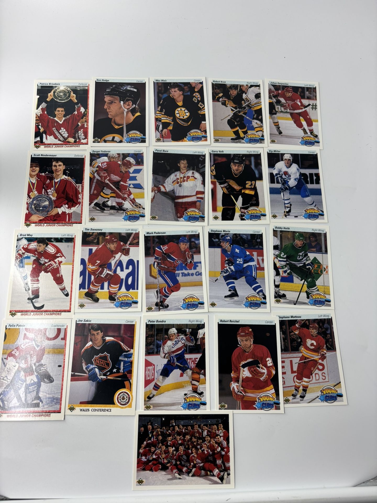 1990-91 Upper Deck Young Guns Lot Bure Fedorov + World Juniors 21 Cards Total