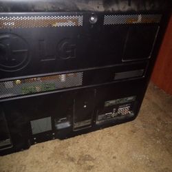 LG SMART TV FLAT SCREEN