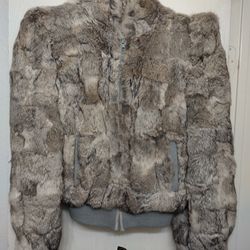 Natural Rabbit Fur Coat for Women Winter, small, Used, good condition. $35 cash
