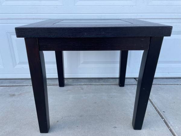 Black End Table — Dimension:24”x22”x22”(H)