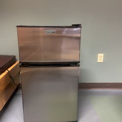Emerson fridge 