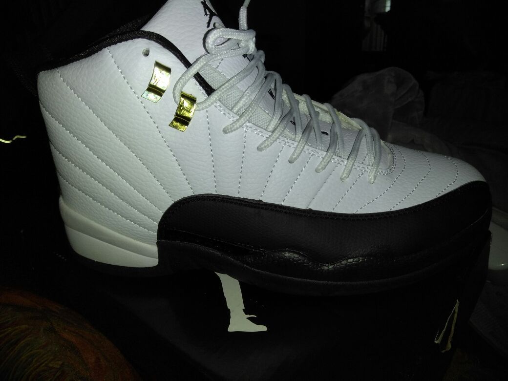 Taxi 12s Size 9.5