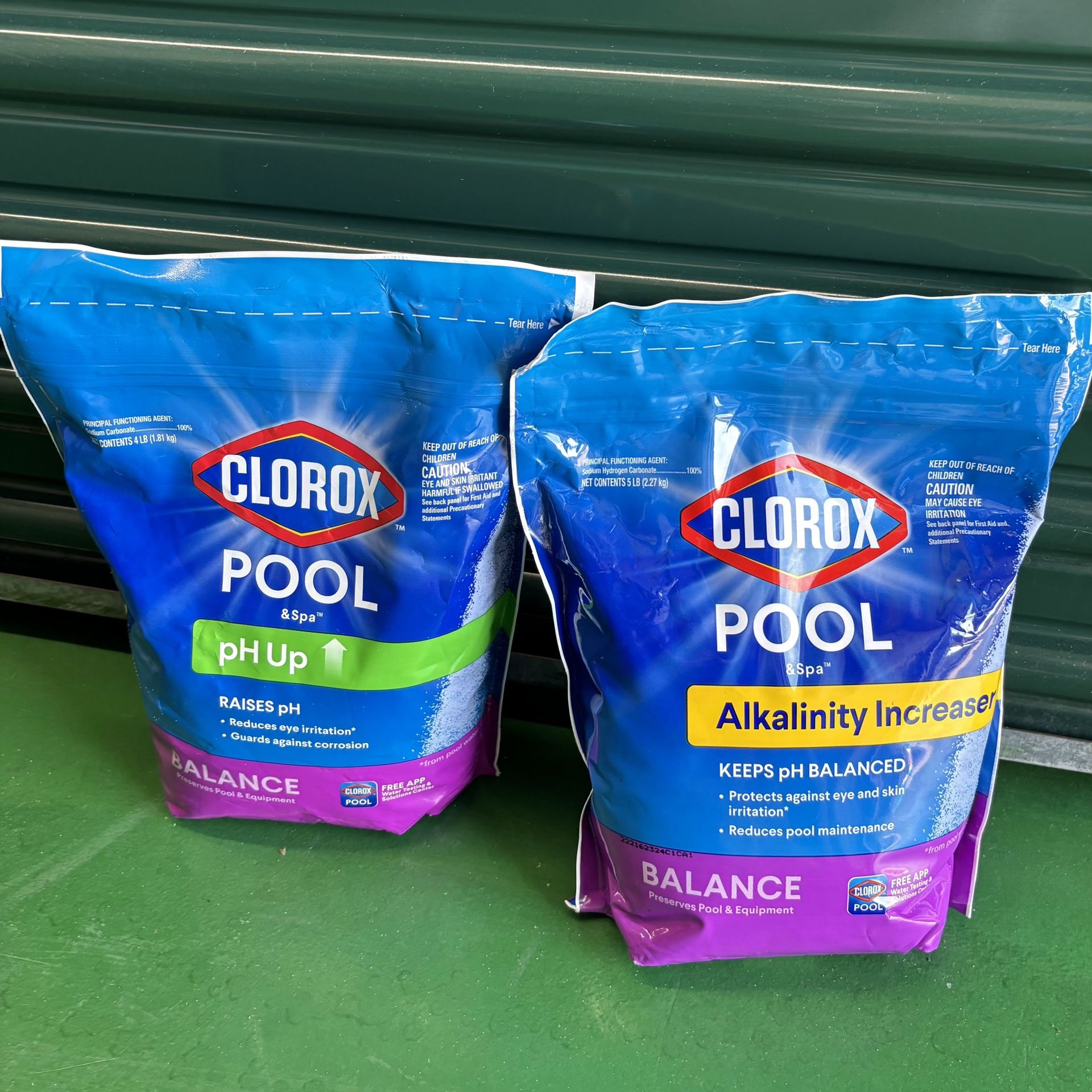 New Clorox Pool&Spa Balancing Chemicals + New & Like-New Pool Spa Maintenance & Accessories 