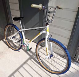 Torker freestylist 2-26" bmx cruiser #1/#25 made in white