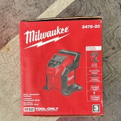 Milwaukee Compact Inflator