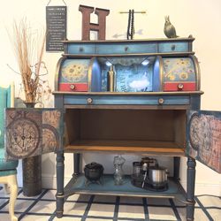 Bar / Secretary desk/ Bar/ Man Cave Bar/ Vintage Upcycle Bar