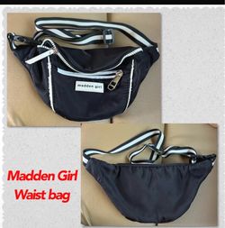 Madden Girl Black Nylon Fanny Pack