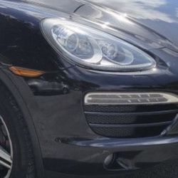 2012 PORSCHE CAYENNE HEADLIGHTS ONLY 