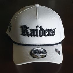 New! New Era White Raiders 9Forty Snapback Cap Hat