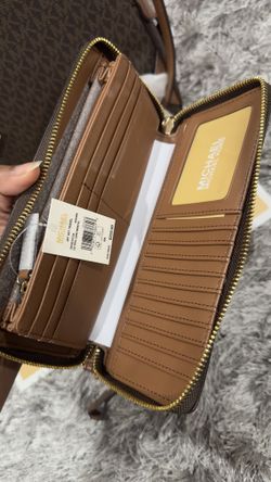 Real!!! Brand New!!! Michael Kors Jaycee Backpack With  display picture 1