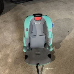 Booster Seat With Adjustable Head Protection $30