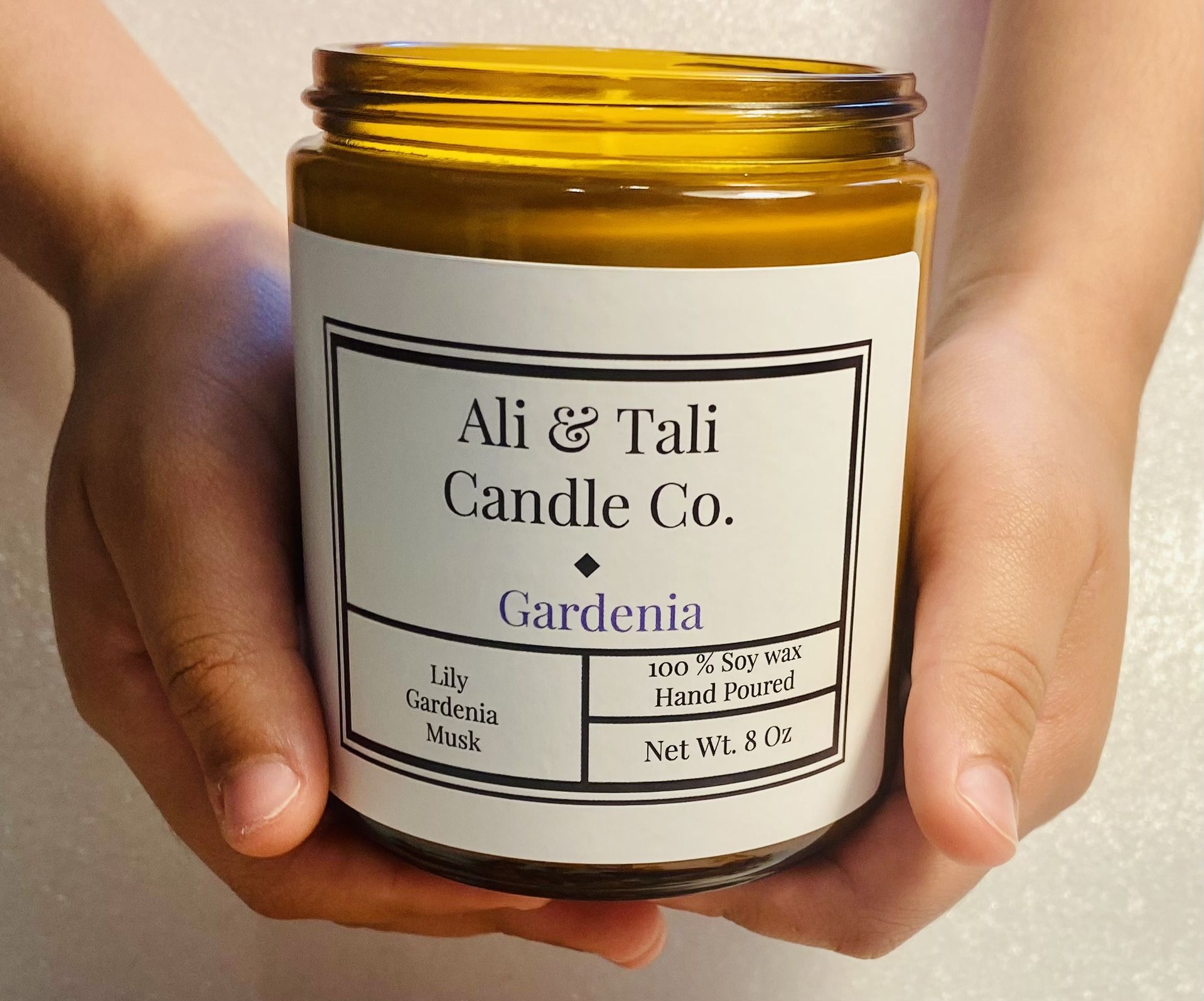 Gardenia 8oz / 💯 Soy Wax Candles 