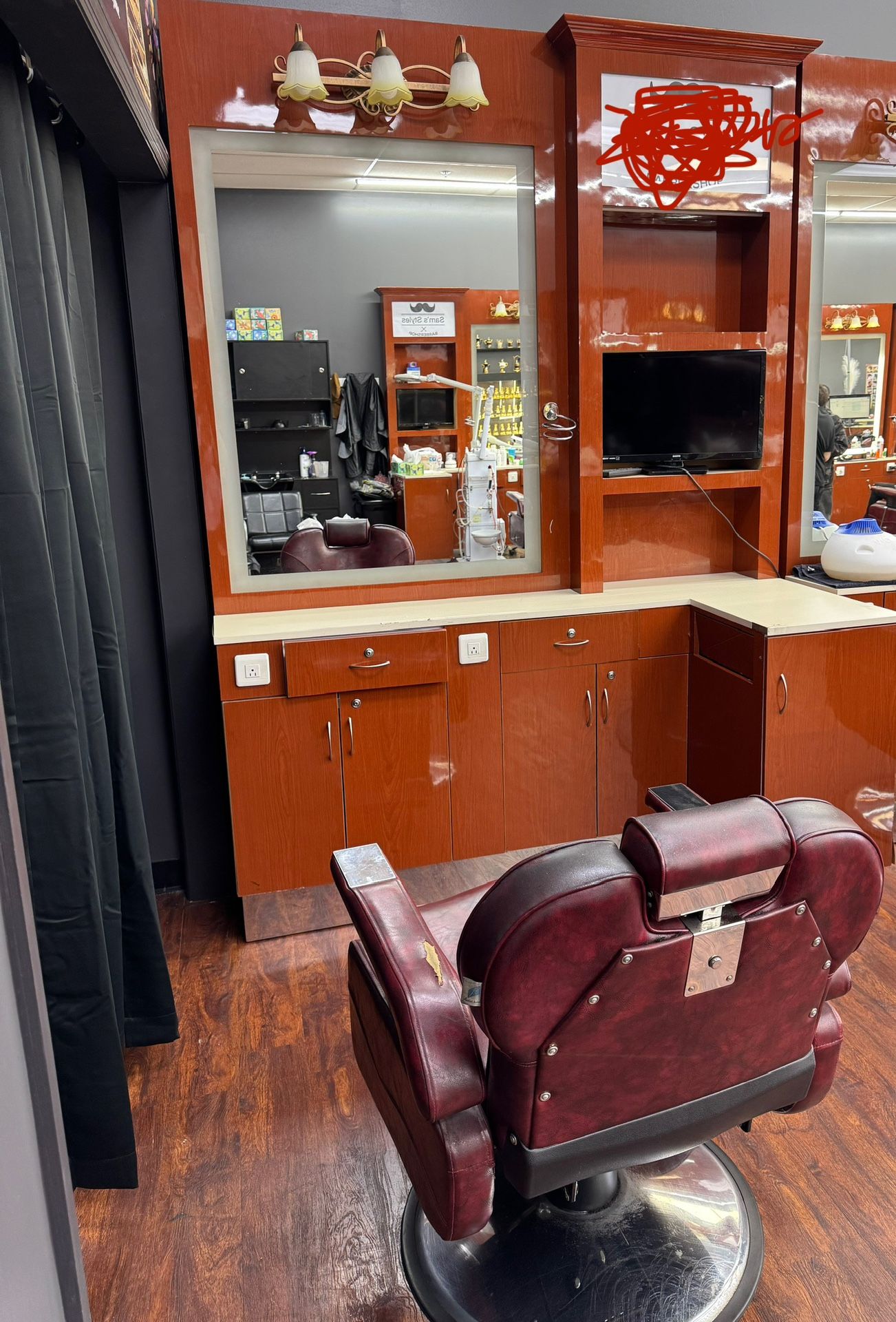 Hairstyling Stations