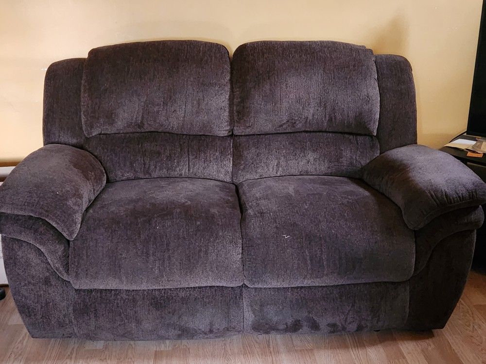 Reclining Loveseat