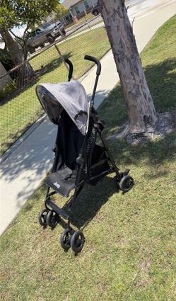 Baby stroller by JEEP power glyde retail $149