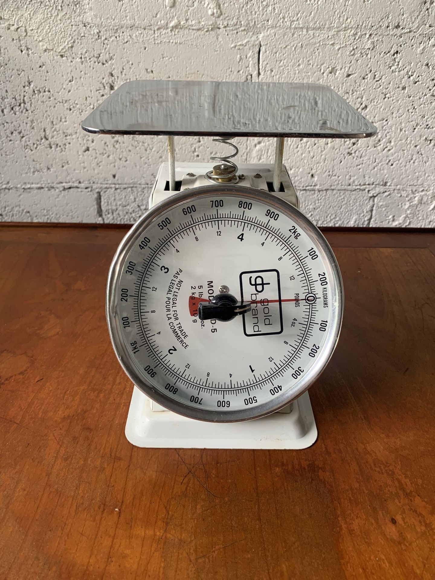 Analog Gold Brand Scale