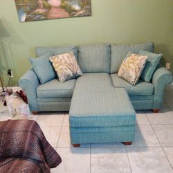 Sofa With Lounge 
