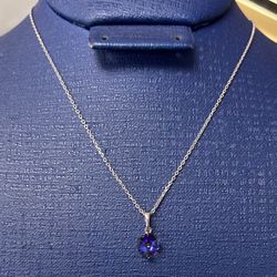 Beautiful Chain In Rhodium With Swarovski Pendant 