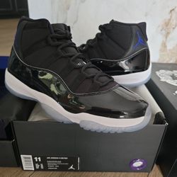 Brand New JORDAN 11 Space Jam Size 11