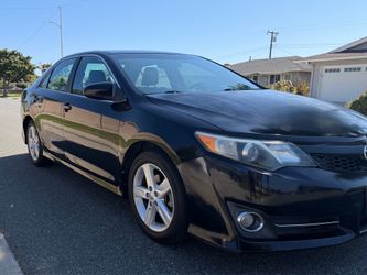 Toyota Camry 2014
